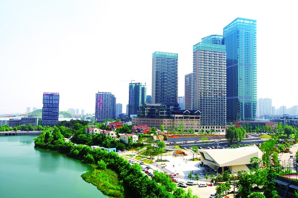 貴陽國家高新區(qū)以大數(shù)據(jù)為引領(lǐng)推動(dòng)綠色產(chǎn)業(yè)發(fā)展綜述