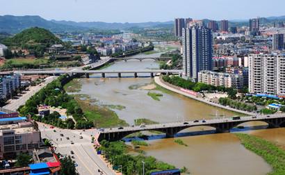 德陽經開區：打造“千億產業、綠色園區、科技新城”