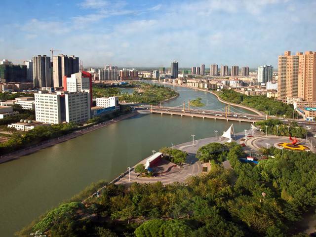 庫(kù)爾勒經(jīng)開區(qū)紡織服裝產(chǎn)業(yè)逆勢(shì)崛起領(lǐng)跑全疆